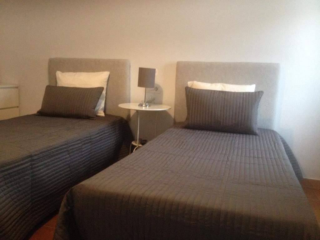 Hostal Montilla Sotogrande Torreguadiaro Dış mekan fotoğraf